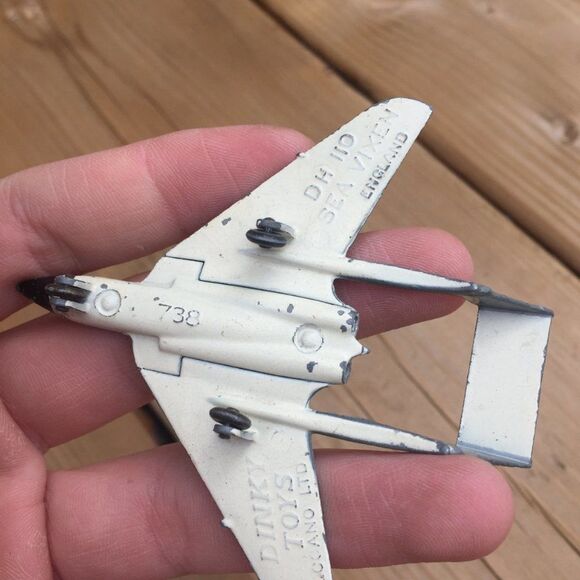 Vintage 1970 toy airplane Dinky Toys 738 DH.110 Sea Vixen - Picture 3 of 4